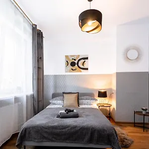 clicktheflat-wolska-apart-rooms.warsawhotelspoland.com/